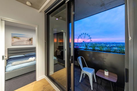 STAY&CO Serviced Apartments Docklands Drive - Accommodation Yamba 6