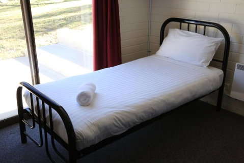 Alpha 8 - Accommodation Yamba 1