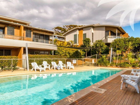 Boom 8 - Accommodation Yamba 1