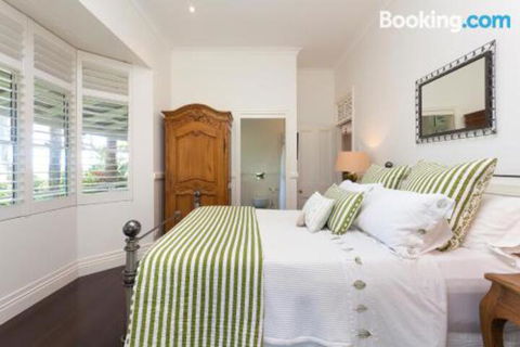 Sunrise At Sanquar Noosa Hinterland - Accommodation Yamba 0