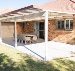 Roselawn Entertainer Large  Luxurious Sleeps 12 - Accommodation Yamba