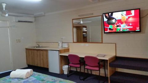 Sandcastle Motel Tin Can Bay - Accommodation Yamba 2