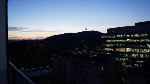 Canberra CBD Metropolitan - Accommodation Yamba 6