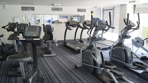 Canberra CBD Metropolitan - Accommodation Yamba 4