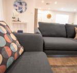 Contemporary Esprit with river reserve access - Accommodation Yamba