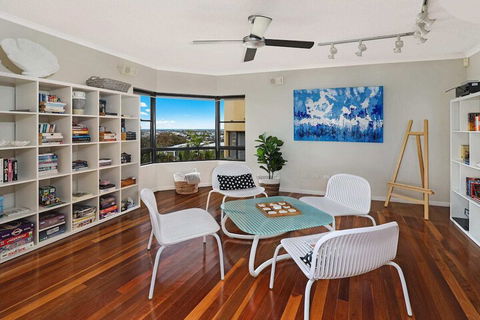 PRTFINO Ultimate Penthouse - Accommodation Yamba 3