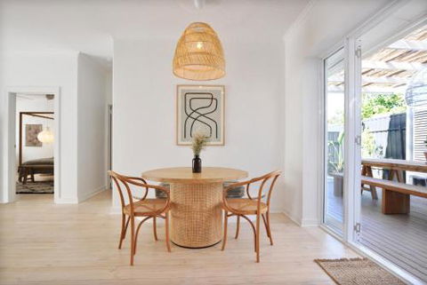 Pine At Arlos Refined Luxury In Glenelg - Accommodation Yamba 5