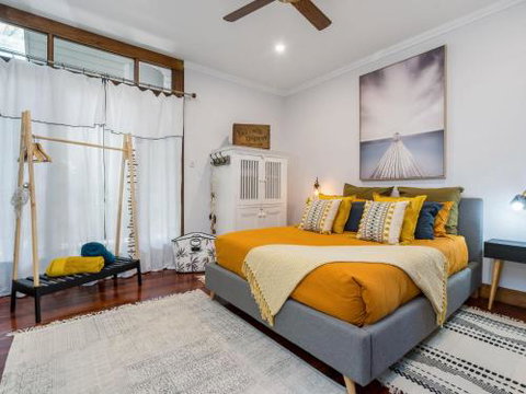 Black Beauty Studio - Accommodation Yamba 4