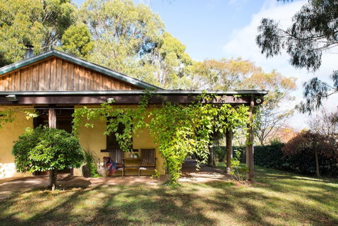 Italian Hill Garden Villa - Accommodation Yamba 1