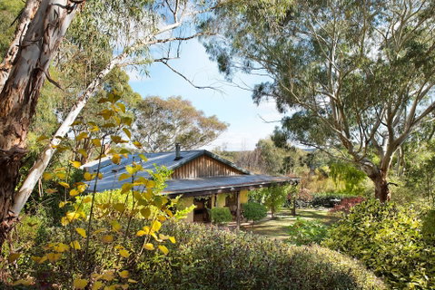 Italian Hill Garden Villa - Accommodation Yamba 2