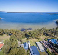 SORRENTO LAKESIDE Sanctuary Point 4pm check out Sundays - Accommodation Yamba