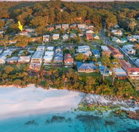 Sandals at the Bay Downstairs 4pm Check Out Sundays - Accommodation Yamba