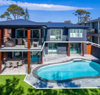 Vukeville beachfront luxury with pool 4pm Check Out Sundays - Accommodation Yamba