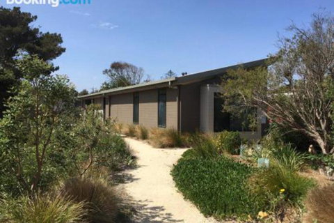 3 Anderson Avenue Sandy Point - Accommodation Yamba 6