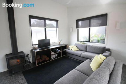 3 Anderson Avenue Sandy Point - Accommodation Yamba 4