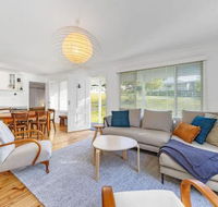 MOBYS at HYAMS Hyams Beach 4pm check out Sundays - Accommodation Yamba