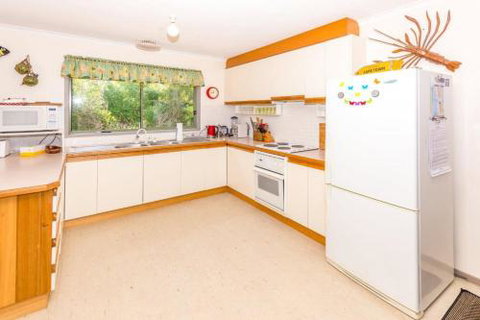 Sixteen Ash Ave Sandy Point - Accommodation Yamba 3