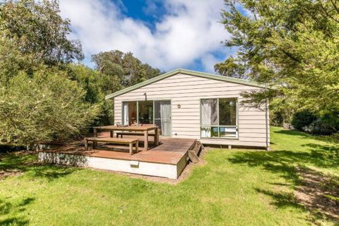 Sixteen Ash Ave Sandy Point - Accommodation Yamba 1