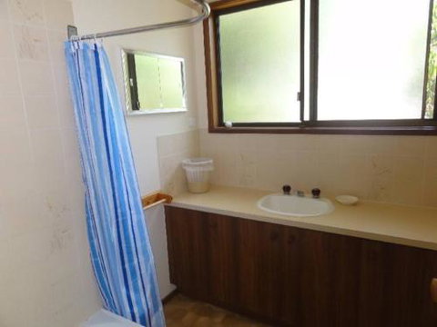 14 Tecoma Avenue Sandy Point - Accommodation Yamba 3