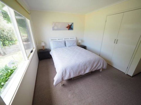 27 Beach Parade Sandy Point - Accommodation Yamba 3