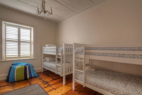 Youngs Cottage - Accommodation Yamba 1