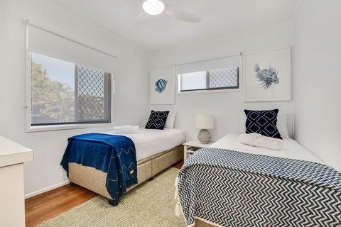 Rosies Bach - BUNA5 - Accommodation Yamba 5