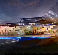 Oasis at Newman - Accommodation Yamba