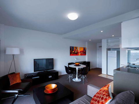 Grand Mercure Docklands - Accommodation Yamba 0