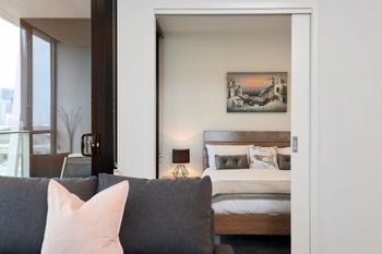 Stunning Harbour & City View Loft - Accommodation Yamba 6