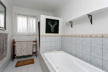 Juggle House - Accommodation Yamba 3