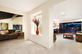 Bali Hut On Water - Accommodation Yamba 3