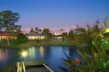 Bali Hut On Water - Accommodation Yamba 1