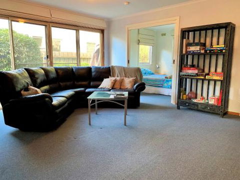 Island Escape - Accommodation Yamba 1