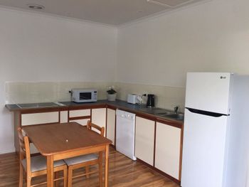 Nutgrove Beach Studio Apartment - Accommodation Yamba 4