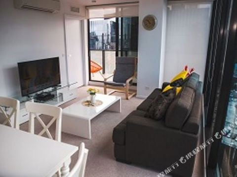 WaterFront Apartment - Accommodation Yamba 2