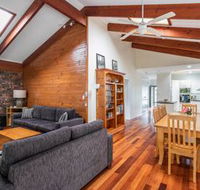 Kings Retreat - Accommodation Yamba