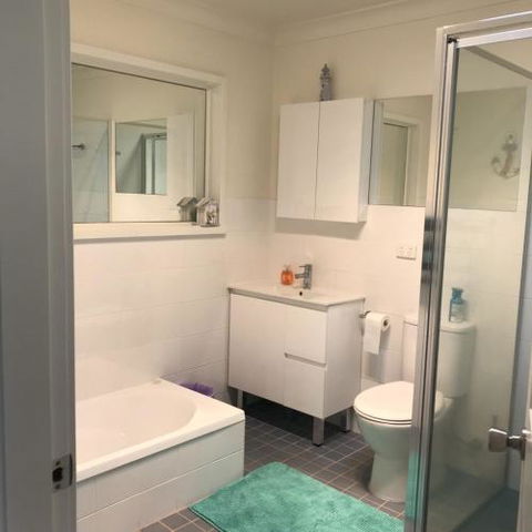 WAVES At MOLLYMOOK - Accommodation Yamba 3