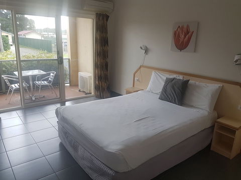 Jopen Cafe & Motel - Accommodation Yamba 4