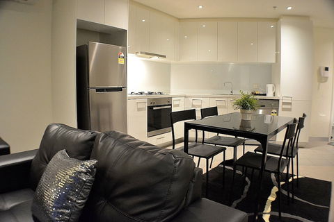 Royal Stays Apartments Southbank - Accommodation Yamba 2