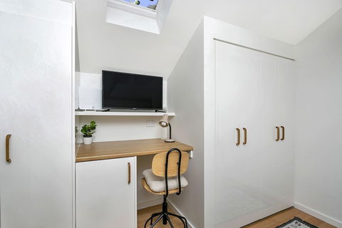 Private Garden Apartment Minutes Walk To Station NBN01 - Accommodation Yamba 1