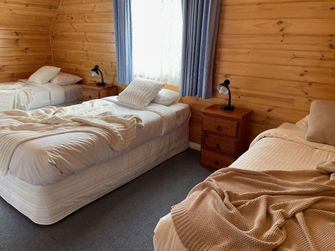 Dunes - Elegant Beach Villa With Huge Swim Spa - Accommodation Yamba 5