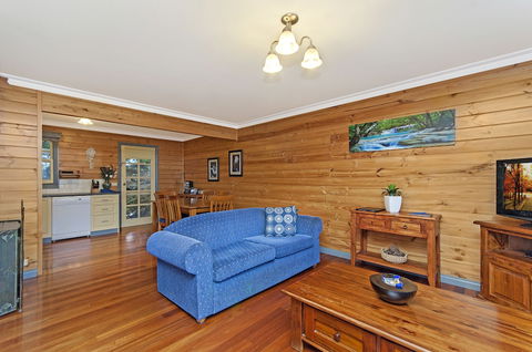 Dunes - Elegant Beach Villa With Huge Swim Spa - Accommodation Yamba 4