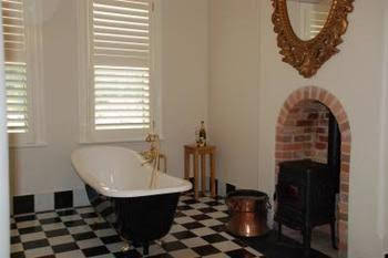 Heritage Retreat - Accommodation Yamba 3