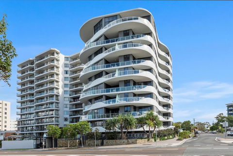 Breeze Mooloolaba - Accommodation Yamba 0