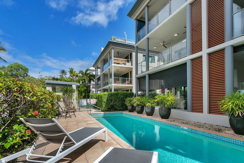 Beachfront Apartment With Ocean View - 4 - Accommodation Yamba 1