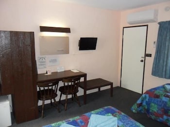 El Mexicali Motel - Accommodation Yamba 0