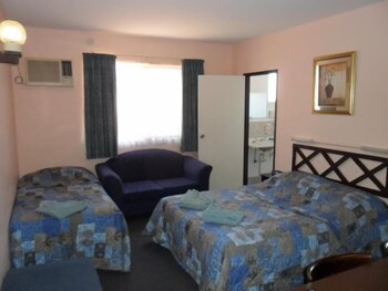 El Mexicali Motel - Accommodation Yamba 1