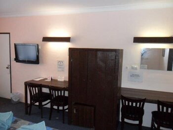 El Mexicali Motel - Accommodation Yamba 6