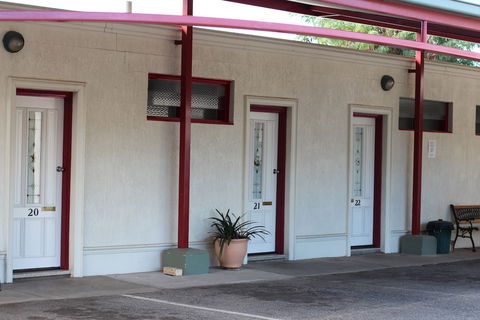 Hume Inn Motel - Accommodation Yamba 2