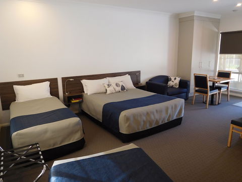 Commercial Golf Resort - Accommodation Yamba 6
